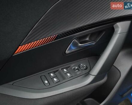 Синий Пежо e-2008, объемом двигателя 0 л и пробегом 102 тыс. км за 14899 $, фото 19 на Automoto.ua