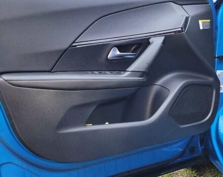 Синий Пежо e-2008, объемом двигателя 0 л и пробегом 39 тыс. км за 19700 $, фото 5 на Automoto.ua