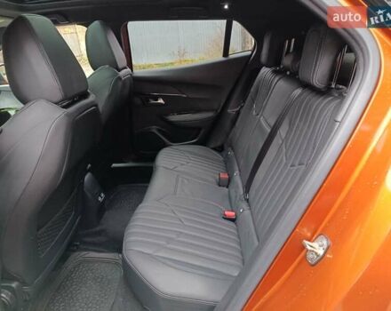 Оранжевый Пежо e-2008, объемом двигателя 0 л и пробегом 31 тыс. км за 17300 $, фото 25 на Automoto.ua