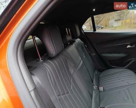 Оранжевый Пежо e-2008, объемом двигателя 0 л и пробегом 31 тыс. км за 17300 $, фото 18 на Automoto.ua
