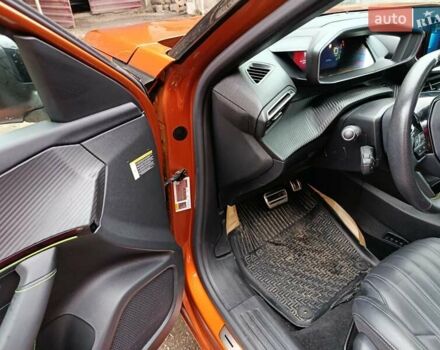 Оранжевый Пежо e-2008, объемом двигателя 0 л и пробегом 31 тыс. км за 17300 $, фото 30 на Automoto.ua