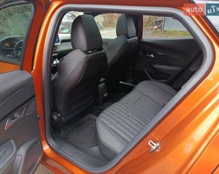 Оранжевый Пежо e-2008, объемом двигателя 0 л и пробегом 31 тыс. км за 17300 $, фото 24 на Automoto.ua
