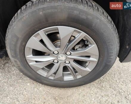 Оранжевый Пежо e-2008, объемом двигателя 0 л и пробегом 136 тыс. км за 17999 $, фото 49 на Automoto.ua