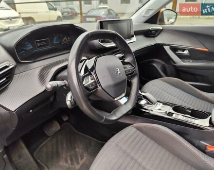 Оранжевый Пежо e-2008, объемом двигателя 0 л и пробегом 136 тыс. км за 17999 $, фото 50 на Automoto.ua