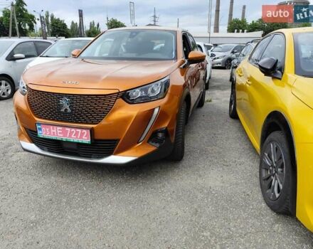 Оранжевый Пежо e-2008, объемом двигателя 0 л и пробегом 136 тыс. км за 17999 $, фото 7 на Automoto.ua