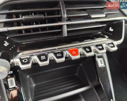 Оранжевый Пежо e-2008, объемом двигателя 0 л и пробегом 136 тыс. км за 17999 $, фото 47 на Automoto.ua