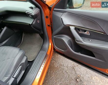 Оранжевый Пежо e-2008, объемом двигателя 0 л и пробегом 31 тыс. км за 17300 $, фото 16 на Automoto.ua