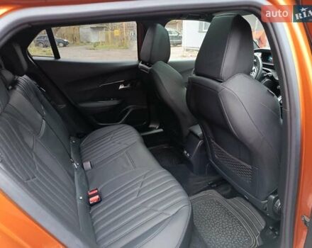 Оранжевый Пежо e-2008, объемом двигателя 0 л и пробегом 31 тыс. км за 17300 $, фото 17 на Automoto.ua