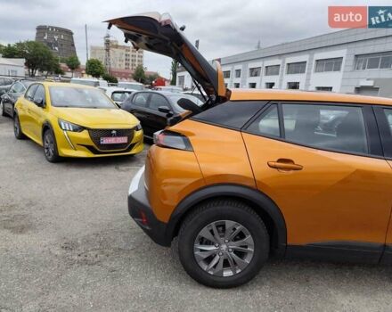 Оранжевый Пежо e-2008, объемом двигателя 0 л и пробегом 136 тыс. км за 17999 $, фото 31 на Automoto.ua