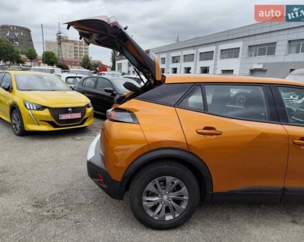 Оранжевый Пежо e-2008, объемом двигателя 0 л и пробегом 136 тыс. км за 17999 $, фото 30 на Automoto.ua