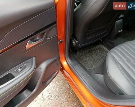 Оранжевый Пежо e-2008, объемом двигателя 0 л и пробегом 31 тыс. км за 17300 $, фото 26 на Automoto.ua
