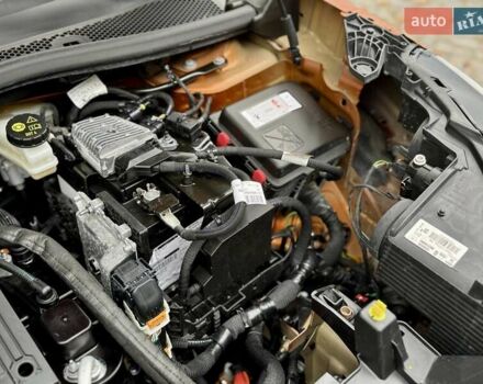 Помаранчевий Пежо e-2008, об'ємом двигуна 0 л та пробігом 38 тис. км за 15900 $, фото 73 на Automoto.ua