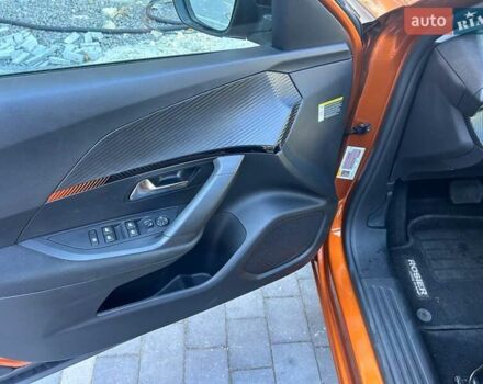 Помаранчевий Пежо e-2008, об'ємом двигуна 0 л та пробігом 31 тис. км за 16200 $, фото 19 на Automoto.ua