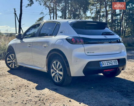 Білий Пежо e-208, об'ємом двигуна 0 л та пробігом 72 тис. км за 14099 $, фото 7 на Automoto.ua