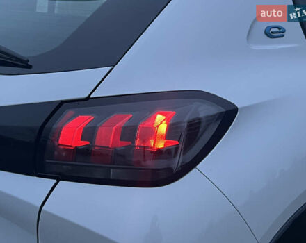 Білий Пежо e-208, об'ємом двигуна 0 л та пробігом 38 тис. км за 13500 $, фото 14 на Automoto.ua