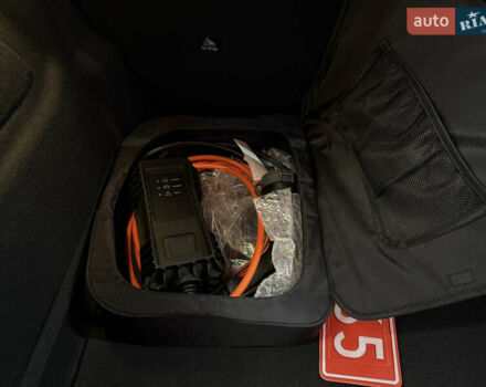 Белый Пежо e-208, объемом двигателя 0 л и пробегом 17 тыс. км за 14500 $, фото 41 на Automoto.ua