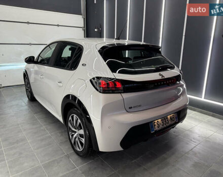 Белый Пежо e-208, объемом двигателя 0 л и пробегом 17 тыс. км за 14500 $, фото 3 на Automoto.ua