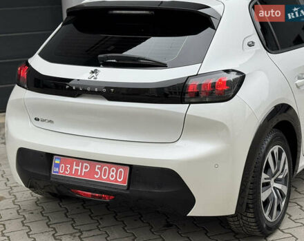 Білий Пежо e-208, об'ємом двигуна 0 л та пробігом 71 тис. км за 13499 $, фото 25 на Automoto.ua