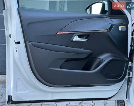 Білий Пежо e-208, об'ємом двигуна 0 л та пробігом 71 тис. км за 13499 $, фото 46 на Automoto.ua