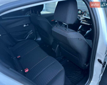 Білий Пежо e-208, об'ємом двигуна 0 л та пробігом 71 тис. км за 13499 $, фото 88 на Automoto.ua