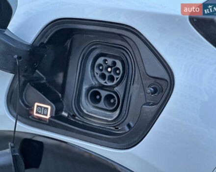 Білий Пежо e-208, об'ємом двигуна 0 л та пробігом 71 тис. км за 13499 $, фото 37 на Automoto.ua