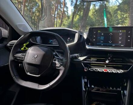 Белый Пежо e-208, объемом двигателя 0 л и пробегом 51 тыс. км за 17200 $, фото 7 на Automoto.ua