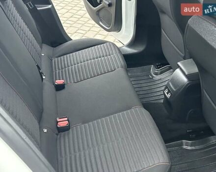 Білий Пежо e-208, об'ємом двигуна 0 л та пробігом 85 тис. км за 12900 $, фото 34 на Automoto.ua