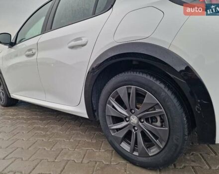 Белый Пежо e-208, объемом двигателя 0 л и пробегом 59 тыс. км за 13900 $, фото 6 на Automoto.ua