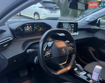 Білий Пежо e-208, об'ємом двигуна 0 л та пробігом 38 тис. км за 13500 $, фото 18 на Automoto.ua