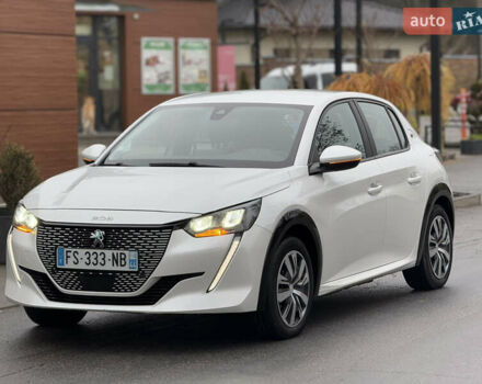 Белый Пежо e-208, объемом двигателя 0 л и пробегом 17 тыс. км за 14799 $, фото 48 на Automoto.ua