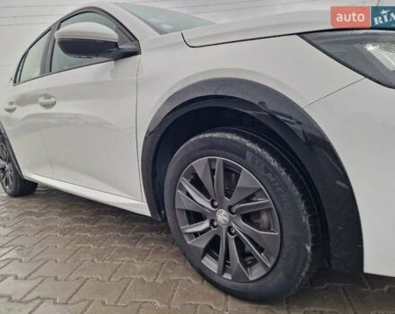 Белый Пежо e-208, объемом двигателя 0 л и пробегом 59 тыс. км за 13900 $, фото 14 на Automoto.ua