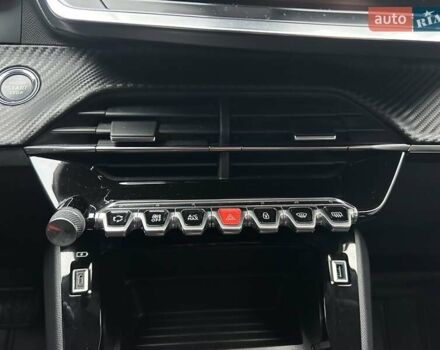 Білий Пежо e-208, об'ємом двигуна 0 л та пробігом 85 тис. км за 12900 $, фото 44 на Automoto.ua