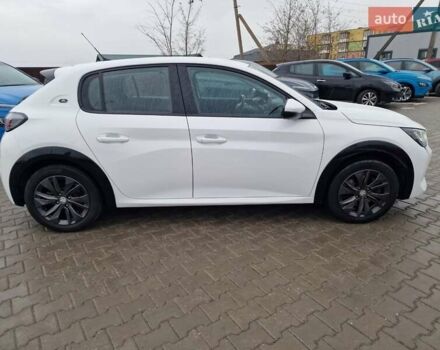 Белый Пежо e-208, объемом двигателя 0 л и пробегом 59 тыс. км за 13900 $, фото 4 на Automoto.ua