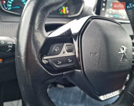 Белый Пежо e-208, объемом двигателя 0 л и пробегом 59 тыс. км за 13900 $, фото 33 на Automoto.ua