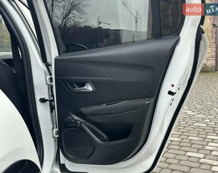 Білий Пежо e-208, об'ємом двигуна 0 л та пробігом 85 тис. км за 12900 $, фото 31 на Automoto.ua
