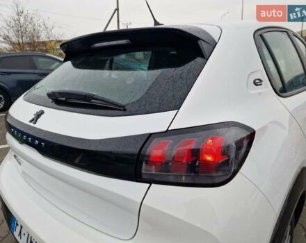 Белый Пежо e-208, объемом двигателя 0 л и пробегом 59 тыс. км за 13900 $, фото 17 на Automoto.ua
