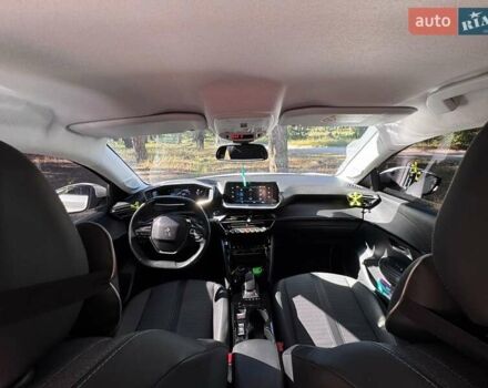 Белый Пежо e-208, объемом двигателя 0 л и пробегом 51 тыс. км за 17200 $, фото 8 на Automoto.ua