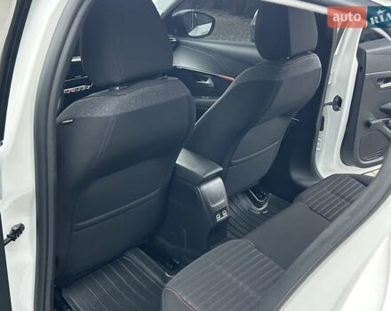 Білий Пежо e-208, об'ємом двигуна 0 л та пробігом 85 тис. км за 12900 $, фото 29 на Automoto.ua