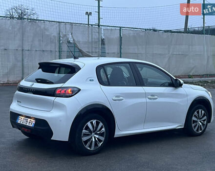 Білий Пежо e-208, об'ємом двигуна 0 л та пробігом 38 тис. км за 13500 $, фото 4 на Automoto.ua
