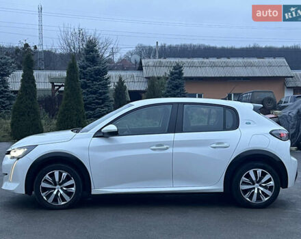 Білий Пежо e-208, об'ємом двигуна 0 л та пробігом 38 тис. км за 13500 $, фото 6 на Automoto.ua