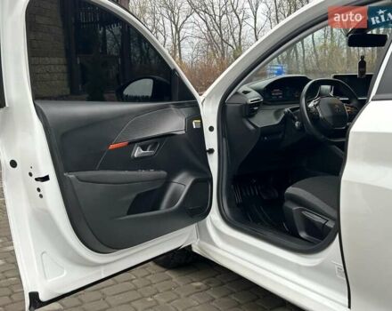 Білий Пежо e-208, об'ємом двигуна 0 л та пробігом 85 тис. км за 12900 $, фото 22 на Automoto.ua
