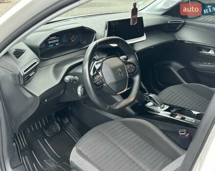 Білий Пежо e-208, об'ємом двигуна 0 л та пробігом 85 тис. км за 12900 $, фото 25 на Automoto.ua