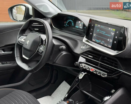 Білий Пежо e-208, об'ємом двигуна 0 л та пробігом 17 тис. км за 14200 $, фото 22 на Automoto.ua