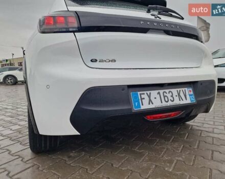 Белый Пежо e-208, объемом двигателя 0 л и пробегом 59 тыс. км за 13900 $, фото 18 на Automoto.ua