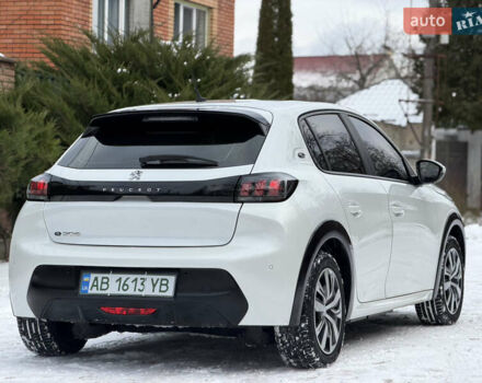 Білий Пежо e-208, об'ємом двигуна 0 л та пробігом 17 тис. км за 14999 $, фото 14 на Automoto.ua