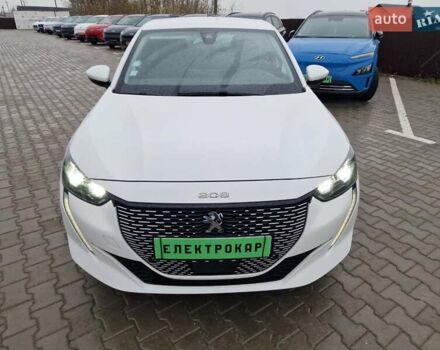 Белый Пежо e-208, объемом двигателя 0 л и пробегом 59 тыс. км за 13900 $, фото 3 на Automoto.ua