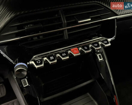 Белый Пежо e-208, объемом двигателя 0 л и пробегом 17 тыс. км за 14500 $, фото 32 на Automoto.ua