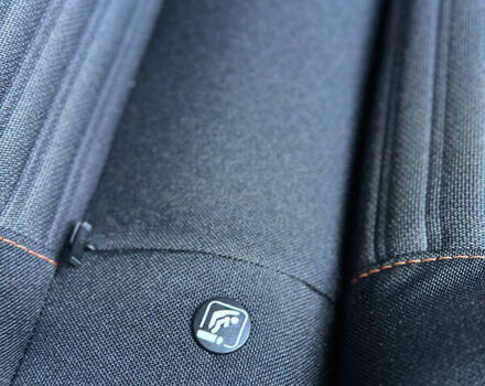 Білий Пежо e-208, об'ємом двигуна 0 л та пробігом 71 тис. км за 13499 $, фото 83 на Automoto.ua