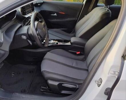 Білий Пежо e-208, об'ємом двигуна 0 л та пробігом 26 тис. км за 12970 $, фото 13 на Automoto.ua