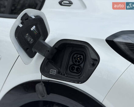 Білий Пежо e-208, об'ємом двигуна 0 л та пробігом 17 тис. км за 14999 $, фото 12 на Automoto.ua